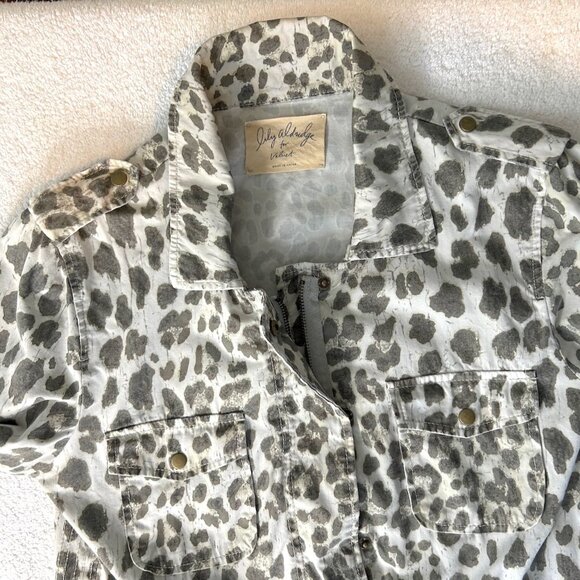 Lily Aldridge for Velvet Aziya leopard print jacket - Picture 5 of 11